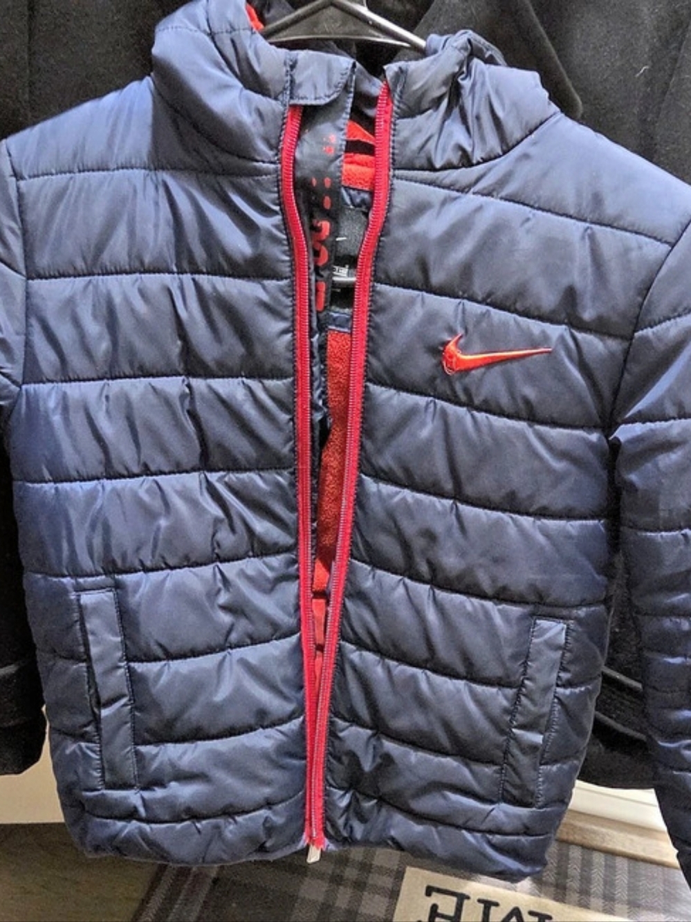Nike Kids Blue & Red Puffer Jacket Boys Large
